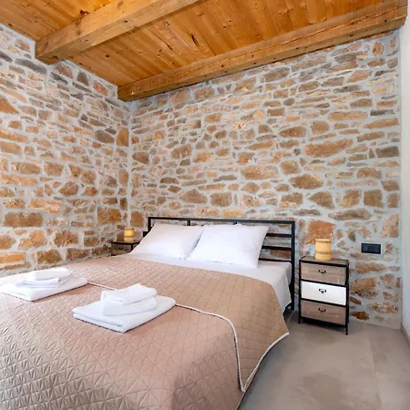 Lea&robi Villa Unešić