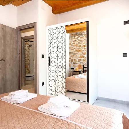 Lea&robi Villa Unesic