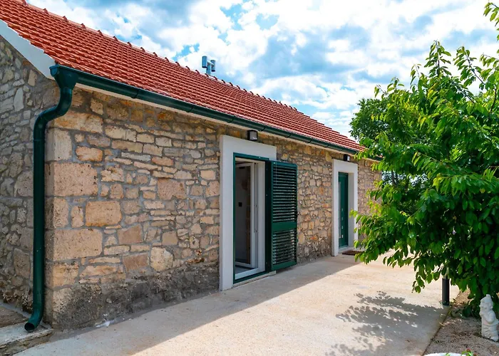 Villa Lea&robi Unesic